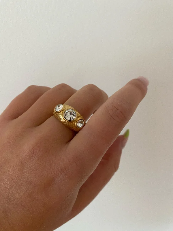 Breathtaking Jewelry, Breathtaking Prices LIV STONE BAND RING