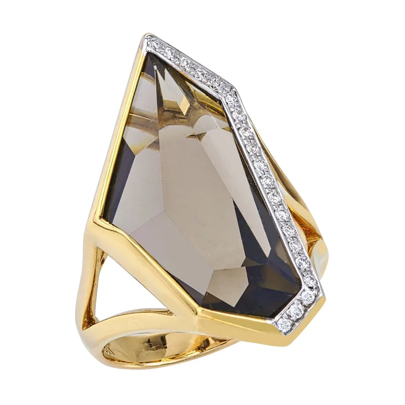 Trending Jewelry Now Available At Exclusive Prices Women’s Mirror Cut Smokey Quartz and Diamond Ring Trending Jewelry Now Available At Exclusive Prices Women’s Mirror Cut Smokey Quartz and Diamond Ring