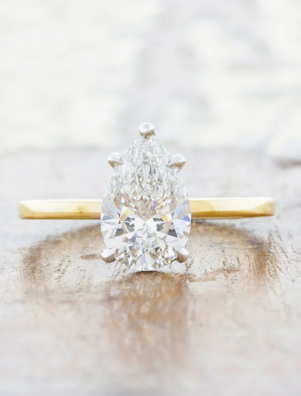 Don't Miss Out On Jaw-Dropping Jewelry Discounts Mackena - Pear