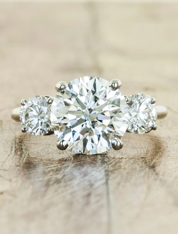 Sparkle For Less – Shop Our Limited-Time Jewelry Deals Hetty Round - Lab Grown Diamonds Sparkle For Less – Shop Our Limited-Time Jewelry Deals Hetty Round - Lab Grown Diamonds