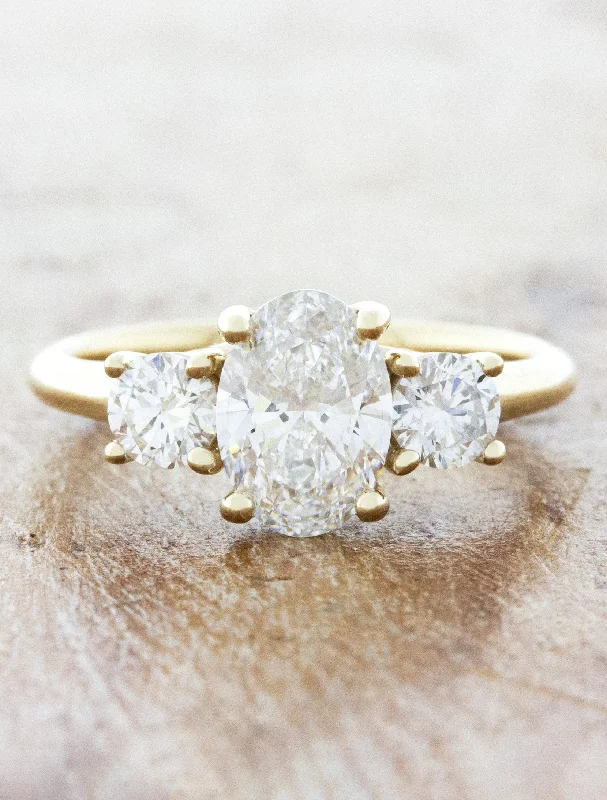 Best Jewelry Sale Prices – Limited-Time Offer Hetty Oval - Lab Grown Diamonds