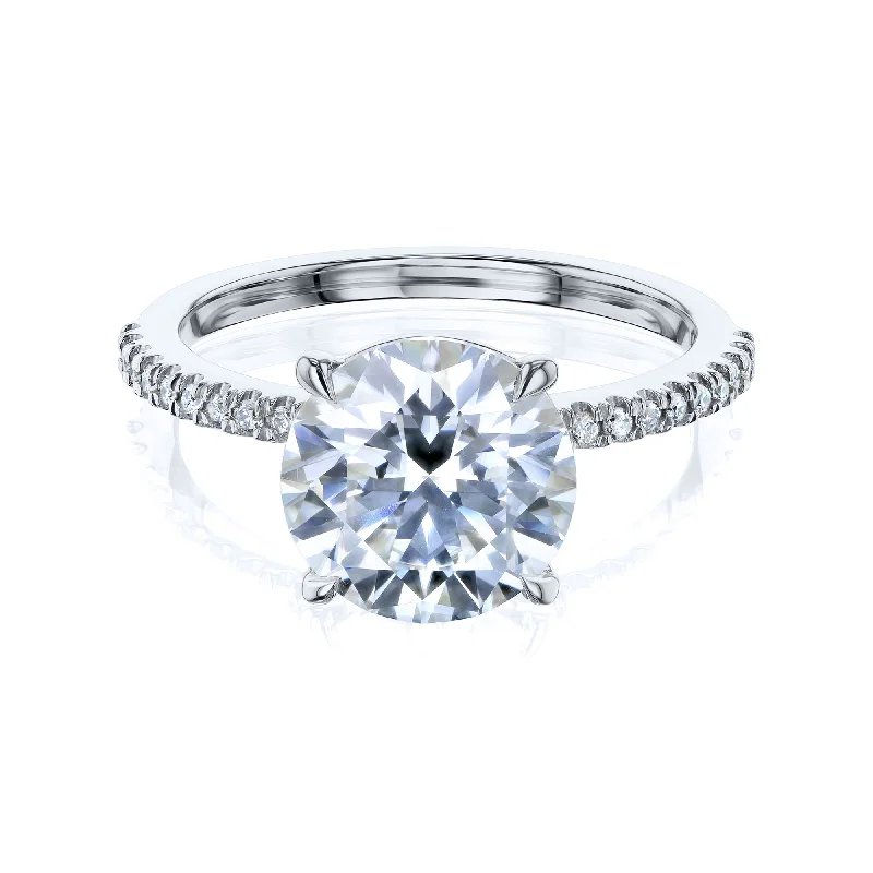 Get Your Favorite Jewelry At The Best Price Round Petite Ring
