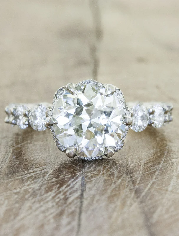 Elegant Jewelry, Exclusive Prices – Shop Now Jeein