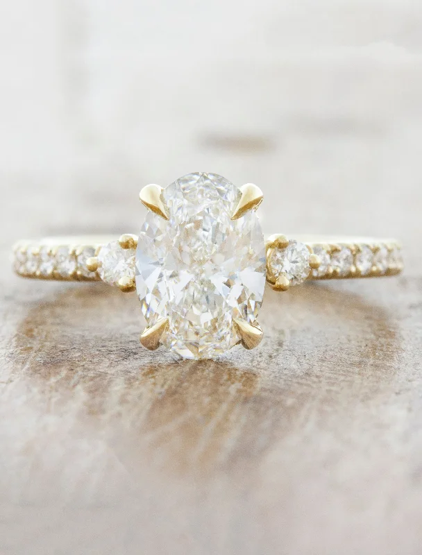 Limited-Stock Jewelry Sale – Once It's Gone, It's Gone Lucia - 1.34ct Oval Lab diamond Limited-Stock Jewelry Sale – Once It's Gone, It's Gone Lucia - 1.34ct Oval Lab diamond