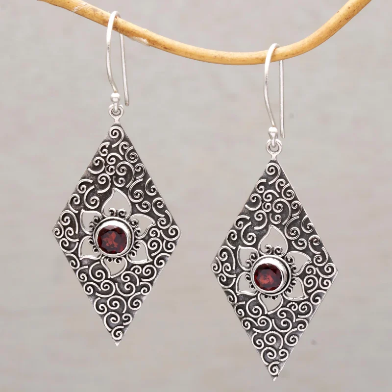 Elegant Designs, Unbeatable Discounts – Shop Jewelry Now Daisy Spirals Garnet Silver Dangle Earrings Elegant Designs, Unbeatable Discounts – Shop Jewelry Now Daisy Spirals Garnet Silver Dangle Earrings