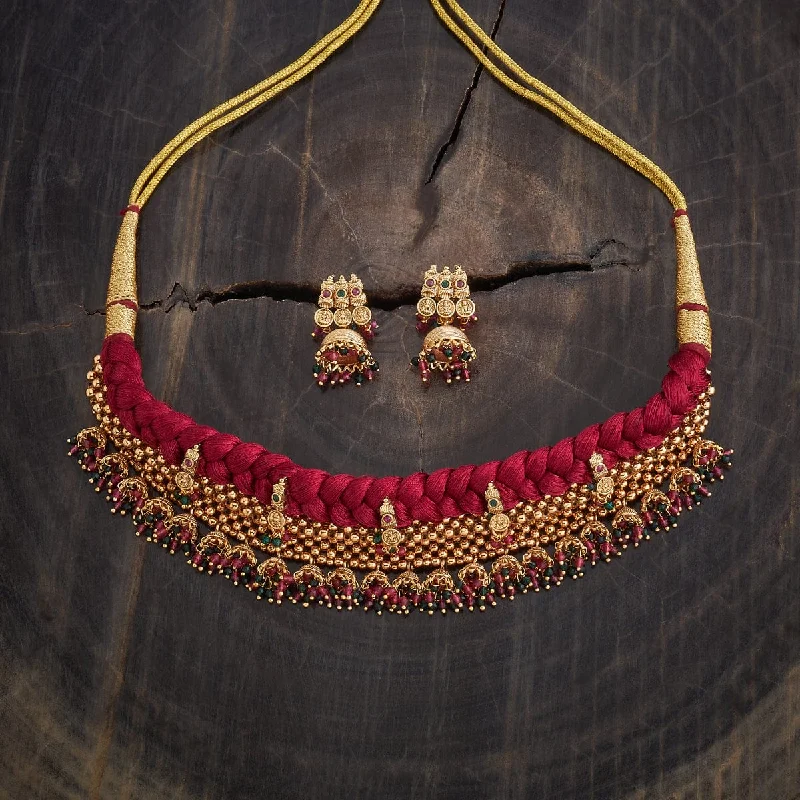 The Perfect Jewelry Piece At The Perfect Price Antique Necklace 177857