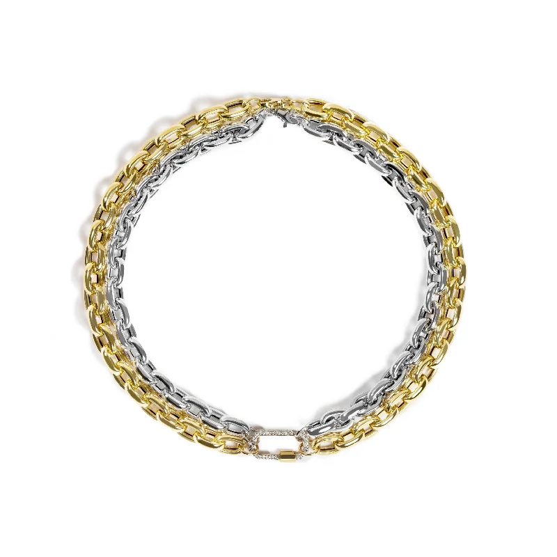 Fashion-Forward Geometric Jewelry For Contemporary Style Chain Set with Diamond Pave Oval Lock Fashion-Forward Geometric Jewelry For Contemporary Style Chain Set with Diamond Pave Oval Lock