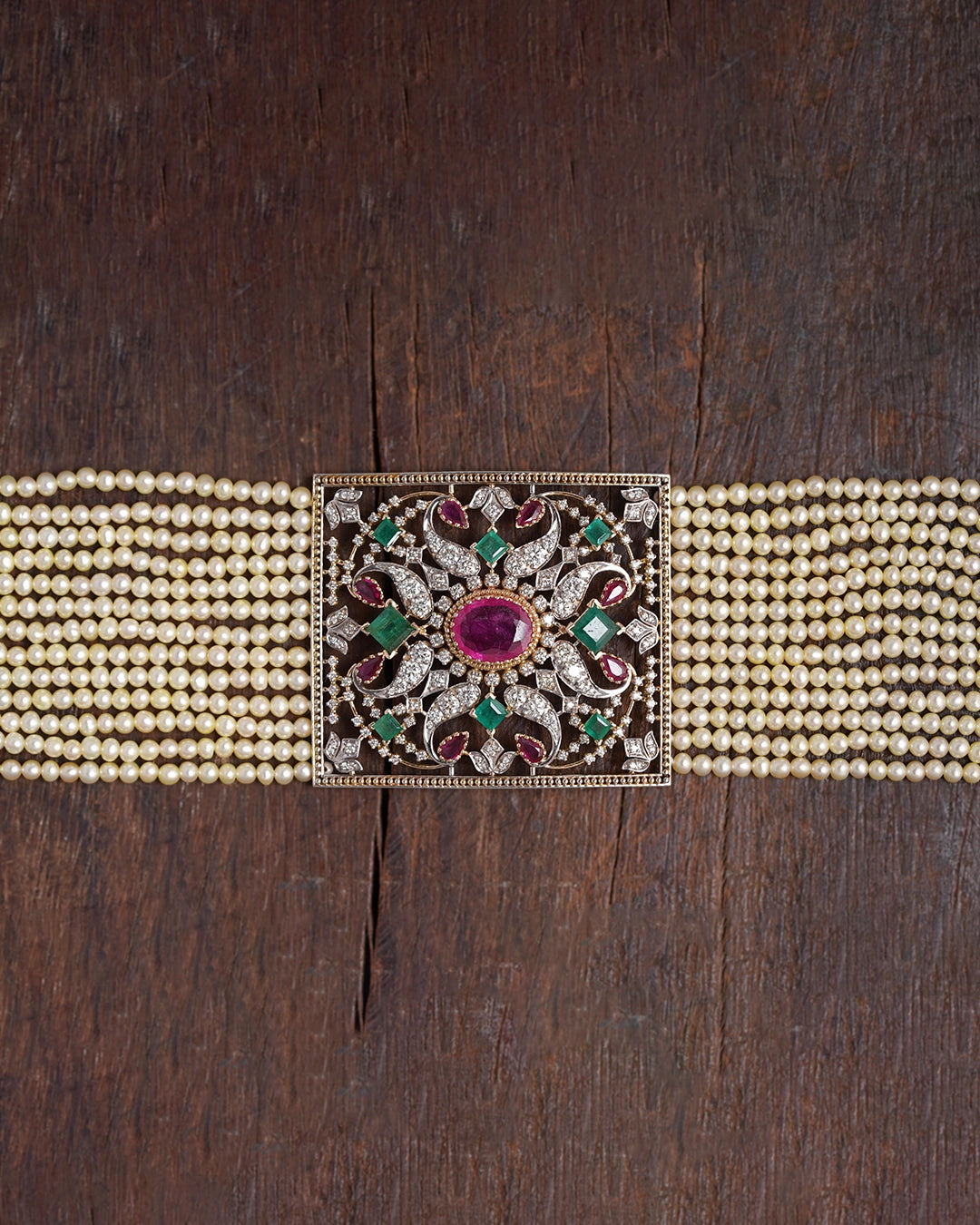 Special Jewelry Deals – Upgrade Your Collection Dewan Choker Necklace