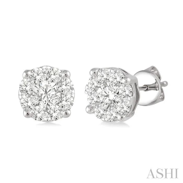 Personalized Jewelry Sale – Meaningful Gifts At Great Prices ROUND SHAPE LOVEBRIGHT ESSENTIAL DIAMOND STUD EARRINGS Personalized Jewelry Sale – Meaningful Gifts At Great Prices ROUND SHAPE LOVEBRIGHT ESSENTIAL DIAMOND STUD EARRINGS
