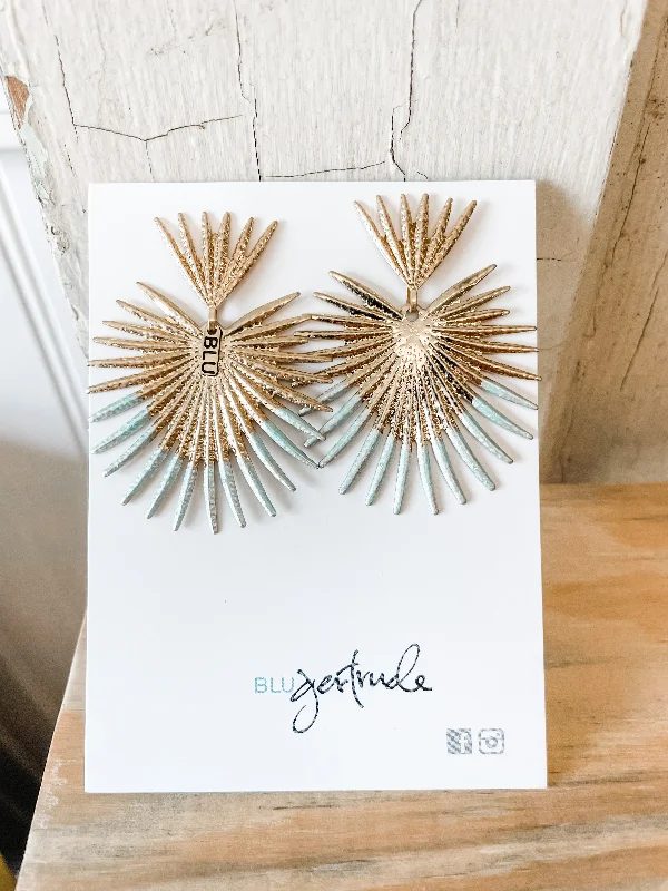 Trendy Minimalist Jewelry For Everyday Wear Palmer earring