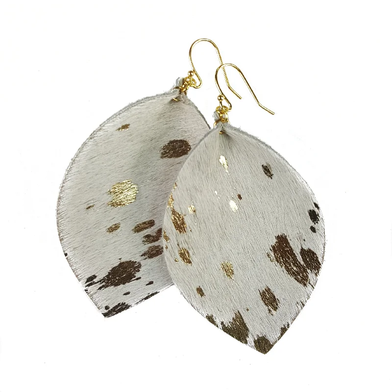 Large cream and gold