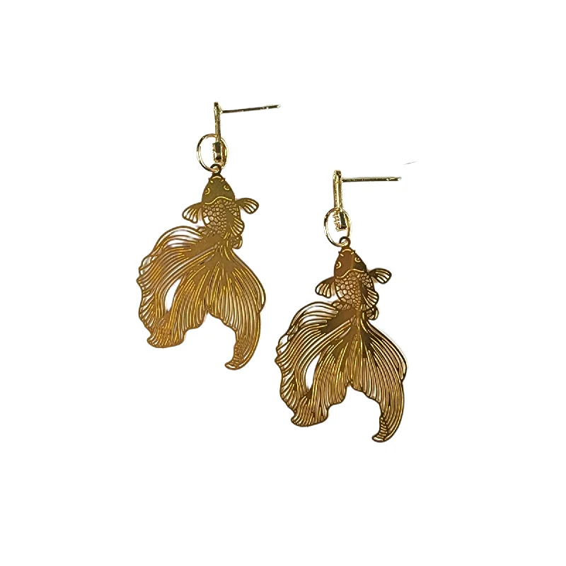 Affordable Glamour – Premium Jewelry For Less The Yarah CZ Fish Cut Post Earrings