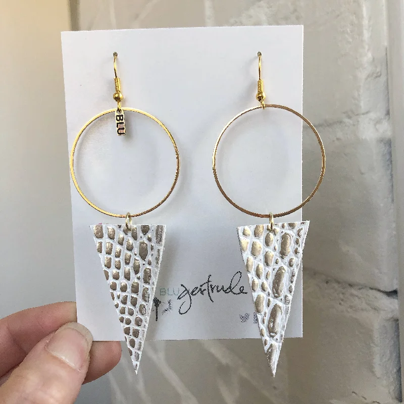 Personalized Jewelry Sale – Meaningful Gifts At Great Prices White crocodile leather