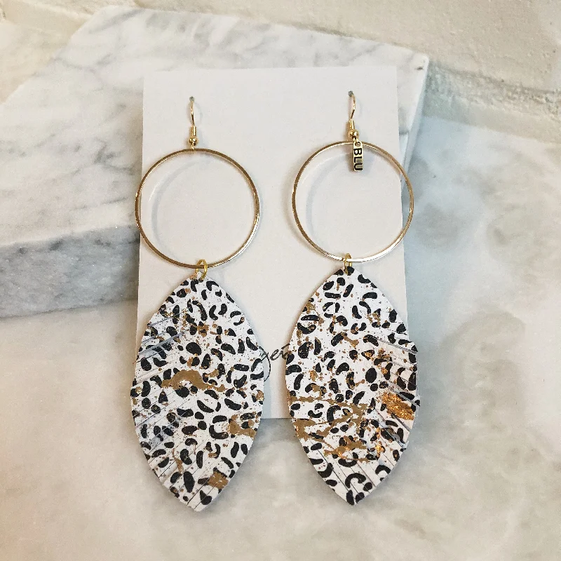 Discounted Jewelry For A Glamorous Look White leopard earring