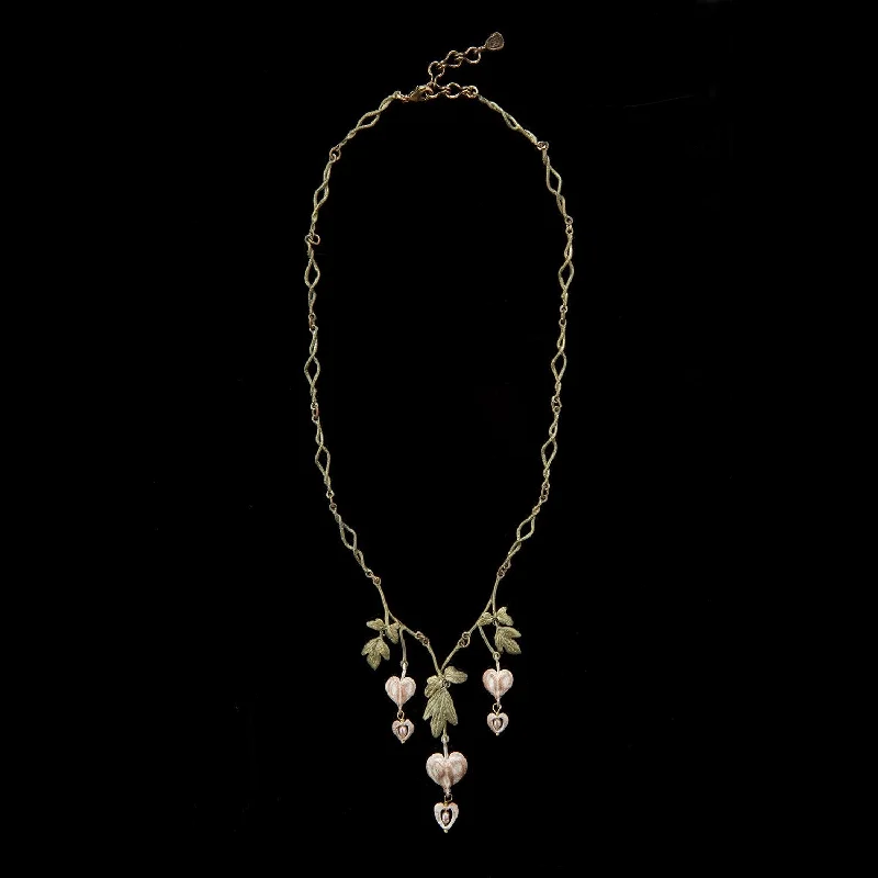 Customized Silver Jewelry For Unique Style Bleeding Heart Necklace