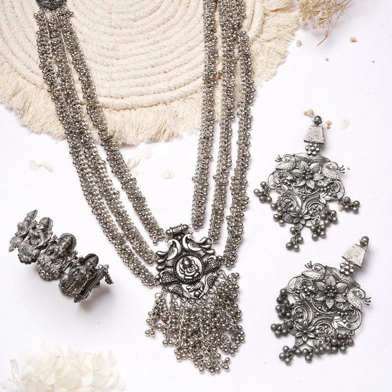 Bestselling Jewelry At Special Promotional Rates Teejh Aasia Silver Oxidised Jewelry Gift Set Bestselling Jewelry At Special Promotional Rates Teejh Aasia Silver Oxidised Jewelry Gift Set