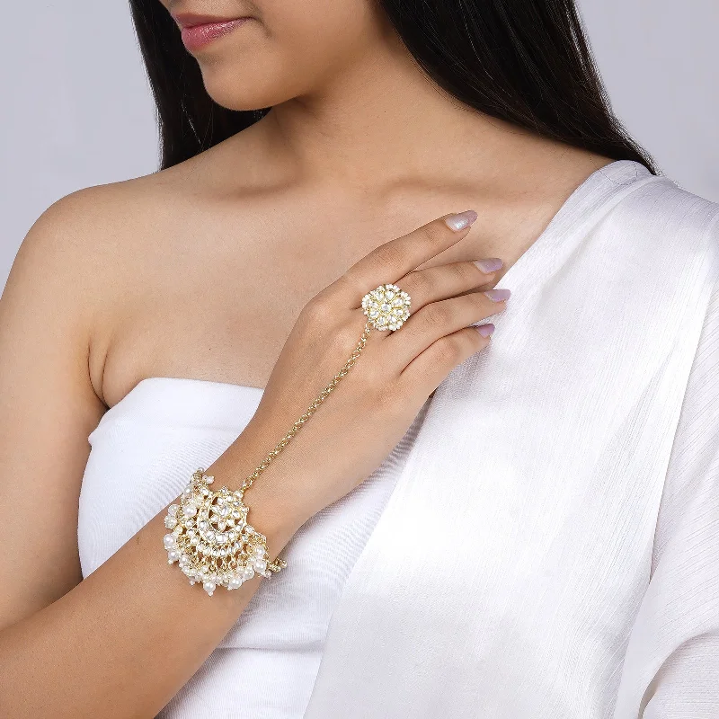 High-Quality Gemstone Jewelry For Special Occasions Teejh Kavya Hathphool