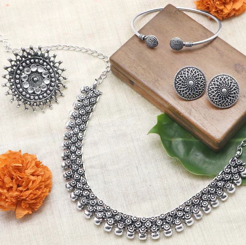 The Ultimate Jewelry Sale – Shop Premium Styles Teejh Paalika Silver Oxidised Jewelry Gift Set The Ultimate Jewelry Sale – Shop Premium Styles Teejh Paalika Silver Oxidised Jewelry Gift Set