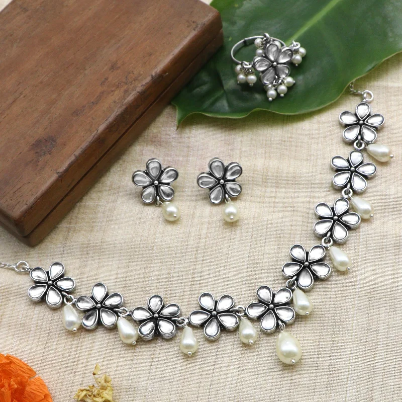 Huge Markdowns On Premium Jewelry Styles Teejh Sitaara polki stone silver oxidized jewellery gift set Huge Markdowns On Premium Jewelry Styles Teejh Sitaara polki stone silver oxidized jewellery gift set