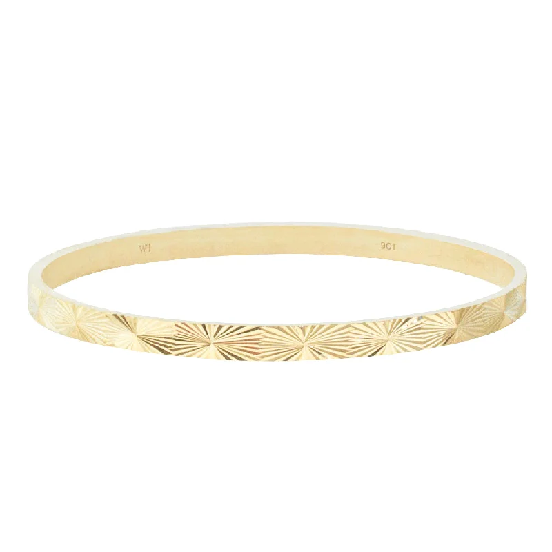 Bestselling Jewelry Now On Sale – Elevate Your Look 9ct Yellow Gold Reflections Bangle Bestselling Jewelry Now On Sale – Elevate Your Look 9ct Yellow Gold Reflections Bangle